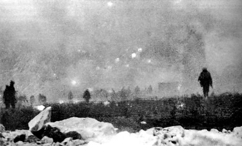 A photograph showing the British infantry from the 47th Division advancing into a gas cloud during the Battle of Loos, 1915.