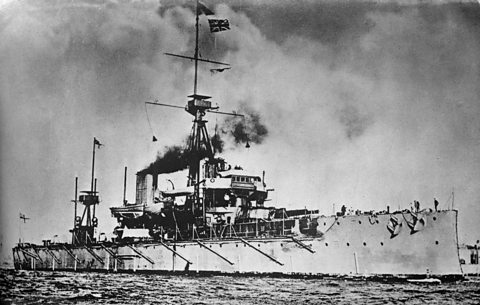 The HMS Dreadnought was a new class of warship that featured large, long-distance guns. This new class of ships became known as 'dreadnoughts'.