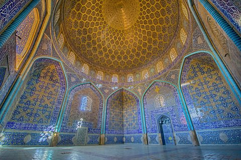 The mosaic decoration inside the Sheikh Lotfollah Mosque in Iran, representing Safavid Iranian architecture