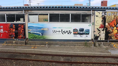 Mike MacEacheran Three trains operate on the Gonō Line from Aomori to Akita, often averaging just 10km/h (Credit: Mike MacEacheran)