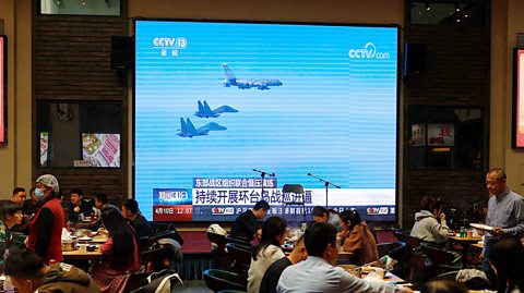 蔡英文过境美国后 中国举行三天环台湾军事演习 - BBC News 中文