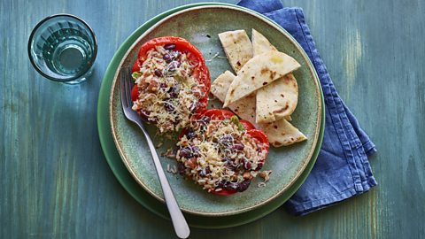 Microwave chilli bean stuffed pepper