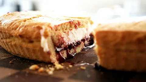 Matteo Vieille Ruben Bondì's Crostata di ricotta e visciole (Ricotta and sour cherry tart) (Credit: Matteo Vieille)