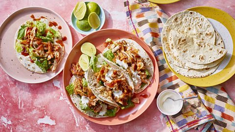 Slow cooker pulled chicken tacos