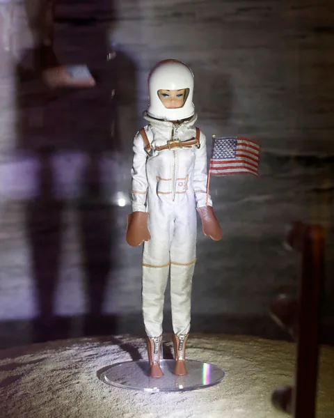 Toy story 3 barbie astronaut hot sale