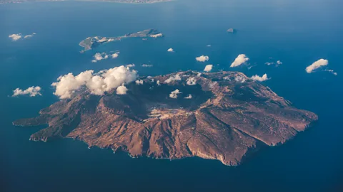 Getty Images Some scientists believe volcanic islands which formed on the early Earth may have incubated life (Credit: Getty Images)