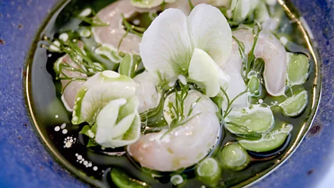 Eivind Natvig Photo of shrimp and peas