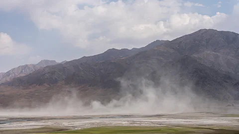 Yulia Denisyuk The Asy Plateau is a 60km stretch of otherworldly peaks and meadows 3,200m above sea level (Credit: Yulia Denisyuk)
