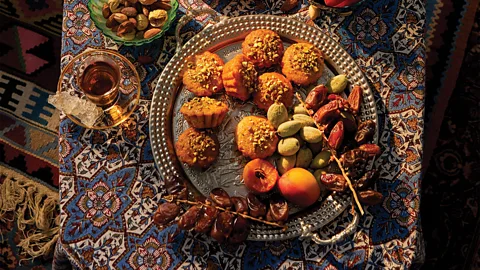 Chris Simpson Photo of Cake Yazdi