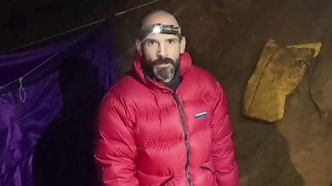 Mark Dickey: US Man Trapped In Turkey Cave Nears Surface - BBC News