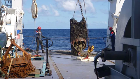 GNS Science/R/V l’Atalante The latest study began with an expedition to the Fairway Ridge aboard the Australian research ship R/V Investigator in 2016 (Credit:GNS Science/R/V l’Atalante)