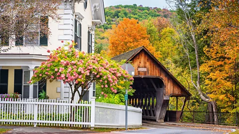 Sean Pavone/Alamy Woodstock is a cute, autumn-as-can-be town that can accommodate tourists, unlike nearby Pomfret (Credit: Sean Pavone/Alamy)