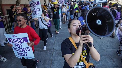 Kaiser Permanente workers on strike