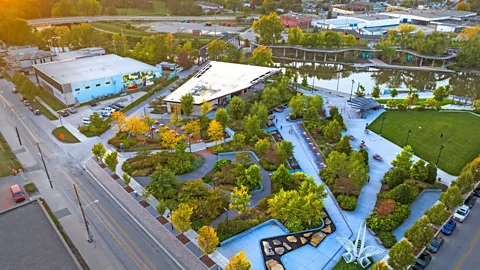 John McGauley, Visit Fort Wayne Promenade Park in Fort Wayne, Indiana, USA, is one destination that travelers with disabilities can enjoy. (Photo: John McGauley, Visit Fort Wayne)