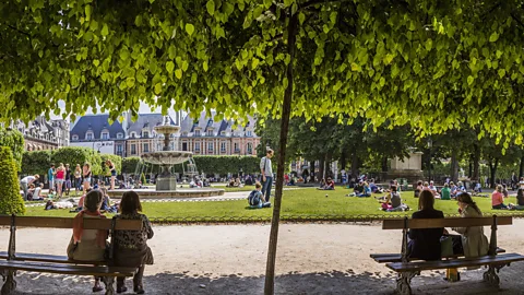 Massimo Borchi/Getty Images It's common to see people relaxing outdoors in at any time of day (Credit: Massimo Borchi/Getty Images)
