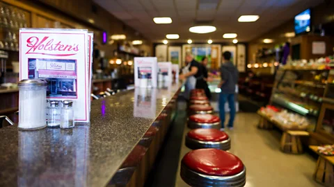 Alamy In 2023, the bar used in the beloved sitcom Cheers also sold to a high bidder for £529,773 (Credit: Alamy)