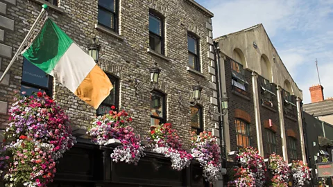 Getty Images Across Ireland, including within Dublin's Temple Bar area, food and no-alcohol spirits are becoming common offerings (Credit: Getty Images)