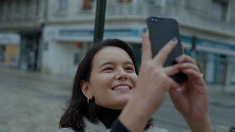 GCSE French - How to describe travel and tourism in French - BBC Bitesize