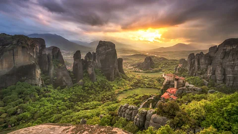 Chris Karagkelis Meterora Sunset Unesco Geopark