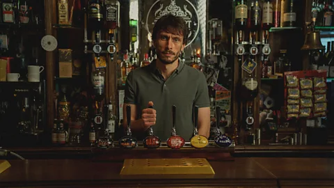 Netflix Richard Gad behind a bar in new Netflix series Baby Reindeer