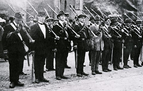 Men from the Irish Volunteer Army on parade, 1914.