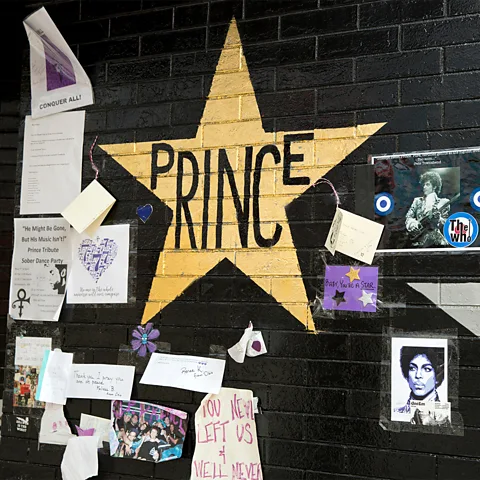 Alamy A gold star honouring Prince adorns the wall of First Avenue (Credit: Alamy)