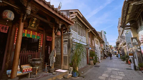 Alamy Muchas partes de Tainan, como la calle Shennong, datan de la dinastía Qing (Crédito: Alamy)