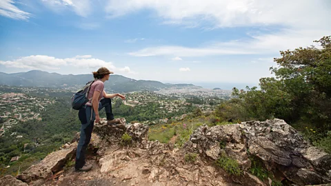 Metropole NCA Hiker looking back over Nice from Pagarine Route (Credit: Metropole NCA)