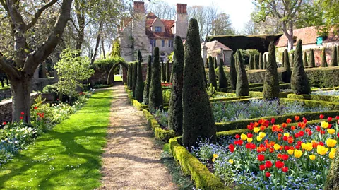 Alamy Lady Ottoline Morrell's vibrant garden at Garsington Manor was inspired by Italy's Villa Capponi (Credit: Alamy)