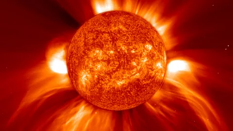 태양의 코로나 질량 방출에 대한 NASA 이미지(출처: NASA)