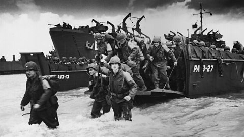 American soldiers landing on the beaches 