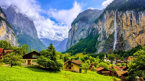 Getty Images The GPX travels from the Bernese Alps down towards the Vaudois Riviera (Credit: Getty Images)