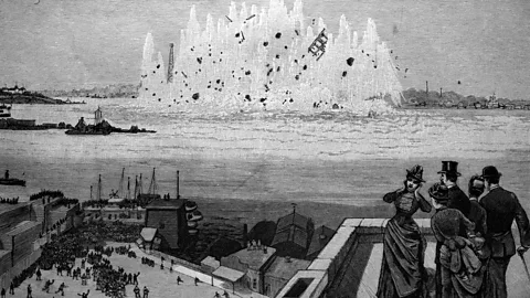 Alamy One thousand ships every year used to crash at Hell Gate, and when officials blew up its bedrock in 1885, the explosion was heard 50 miles away (Credit: Alamy)