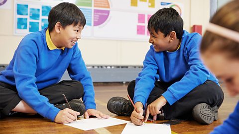 Gweithdy Dyfeisiwr Gladiators #3: Mireinio a dylunio fel tîm