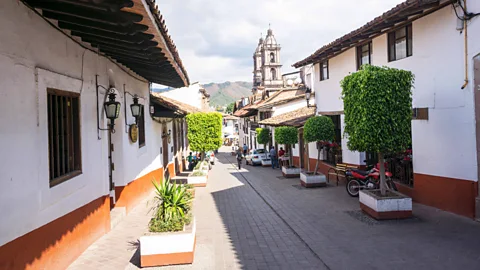 Alamy Pérez loves Mexico City and is equally passionate about the beautiful cities that surround it, such as Valle de Bravo, a Spanish colonial town on Lake Avandaro (Source: Alamy)