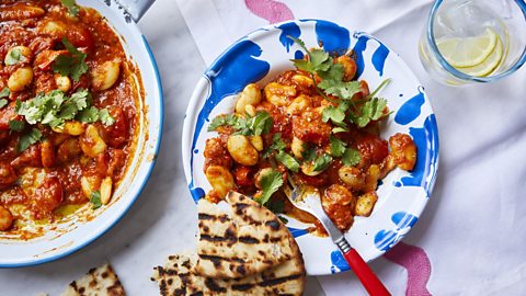 Curried butter beans with flatbreads