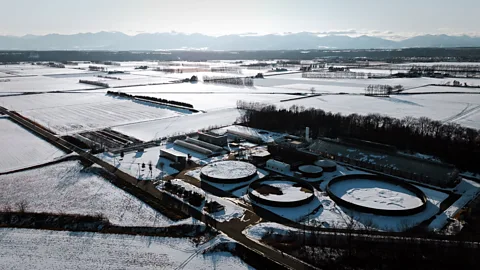 The Hydrogen Farm on Hokkaido is demonstrating how waste from one industry can be turned into useful fuel for others (Credit: BBC)