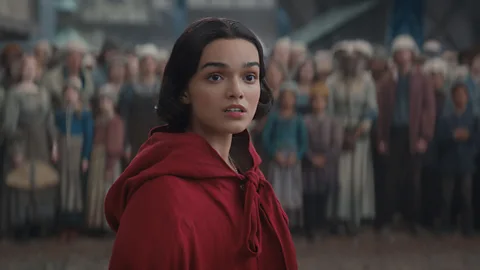 Disney A still of Rachel Zegler as Snow White in Snow White (2025) (Credit: Disney)