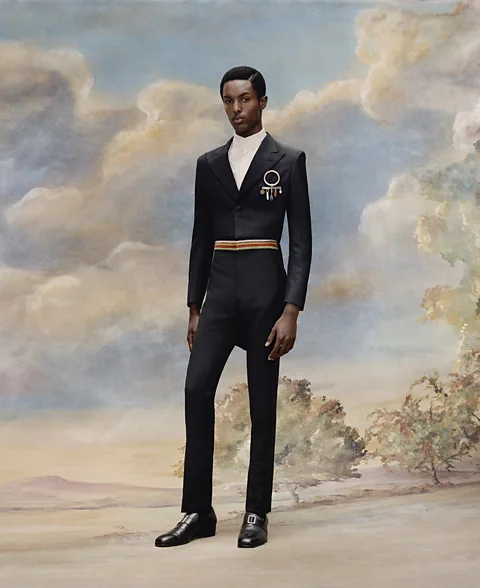 Dans un essai photo de l'exposition Tyler Mitchell 2025, le photographe Tyler Mitchell capture des images de Dandy moderne (crédit: Tyler Mitchell 2025)