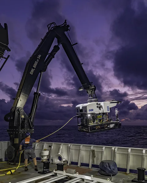 Noaa Office of Ocean Exploration and Research Recovery of a deep sea remote operated vehicle (Credit: Noaa Office of Ocean Exploration and Research)