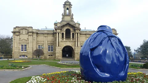 Norman Miller A new sculpture by artist Osman Yousefzara now stands outside Bradford's Cartwright Hall (Credit: Norman Miller)