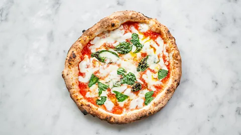 Alessandra Farinelli Pizzeria La Notizia Enzo Coccia 53 in the Capodimonte quarter serves Uditi's favourite all-around pizza margherita (Credit: Alessandra Farinelli)