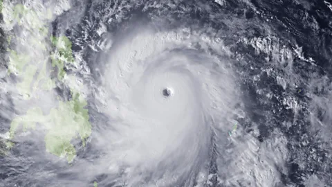  NOAA via Getty Images)