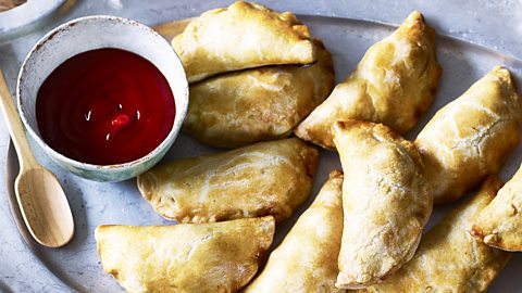 Mini Cornish pasties | Save to My Food now