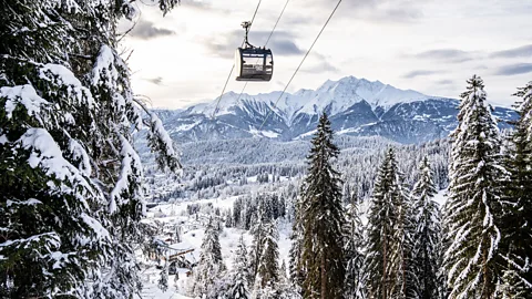 Laax FlemXpress gondola over snowy Alpine landscape at Laax resort, Switzerland (Credit: Laax)
