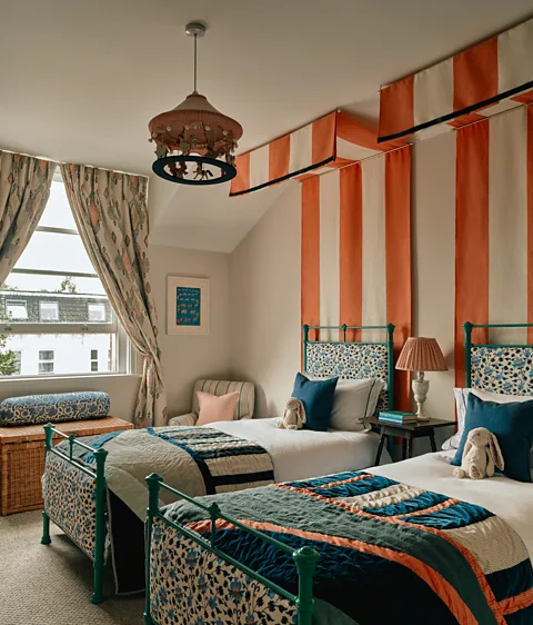 Mark Anthony Fox/ Jules Haines (Credit: Mark Anthony Fox/ Jules Haines)