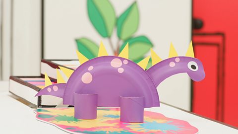 Turn a paper plate into a roar-some dino