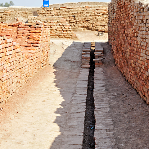 An example of a drain in the streets of Mohenjo-Daro.