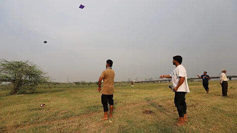 Vijay Pandey Kite fighting requires both physical and mental agility to out manoeuvre your opponent (Credit: Vijay Pandey)