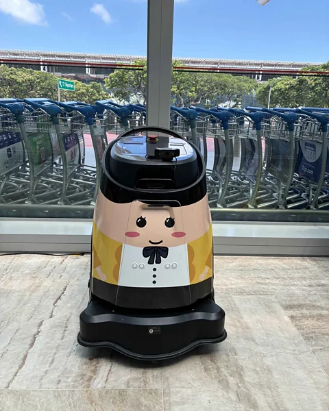 Daniel Seifert Autonomous cleaning robots are one of the small operational touches that help Changi run smoothly (Credit: Daniel Seifert)